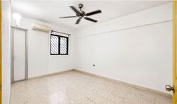 Blk 211 Jurong East Street 21 (Jurong East), HDB 3 Rooms #585628601